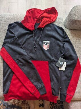 Men's US soccer hoodie size medium